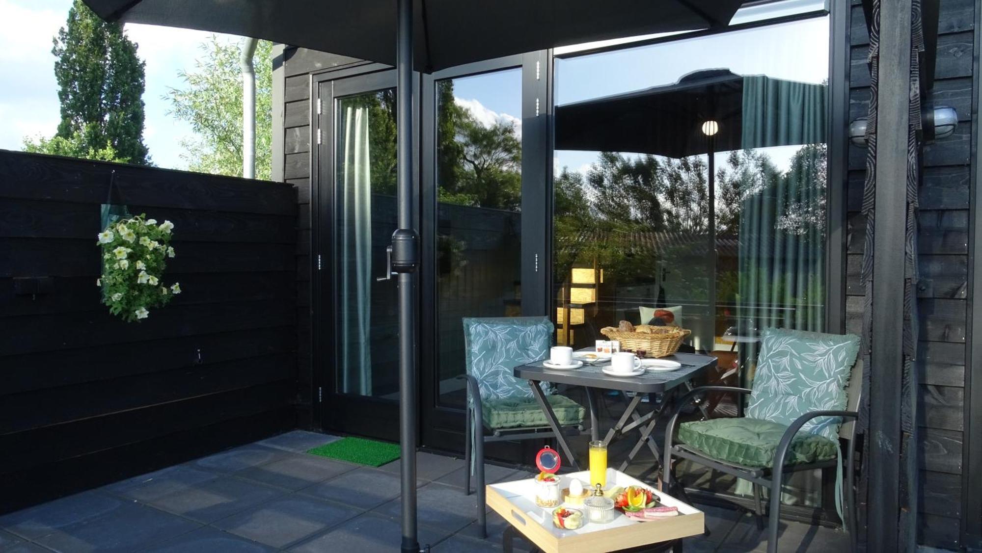 Mimosa Bed & Breakfast In Ijsselmuiden エクステリア 写真