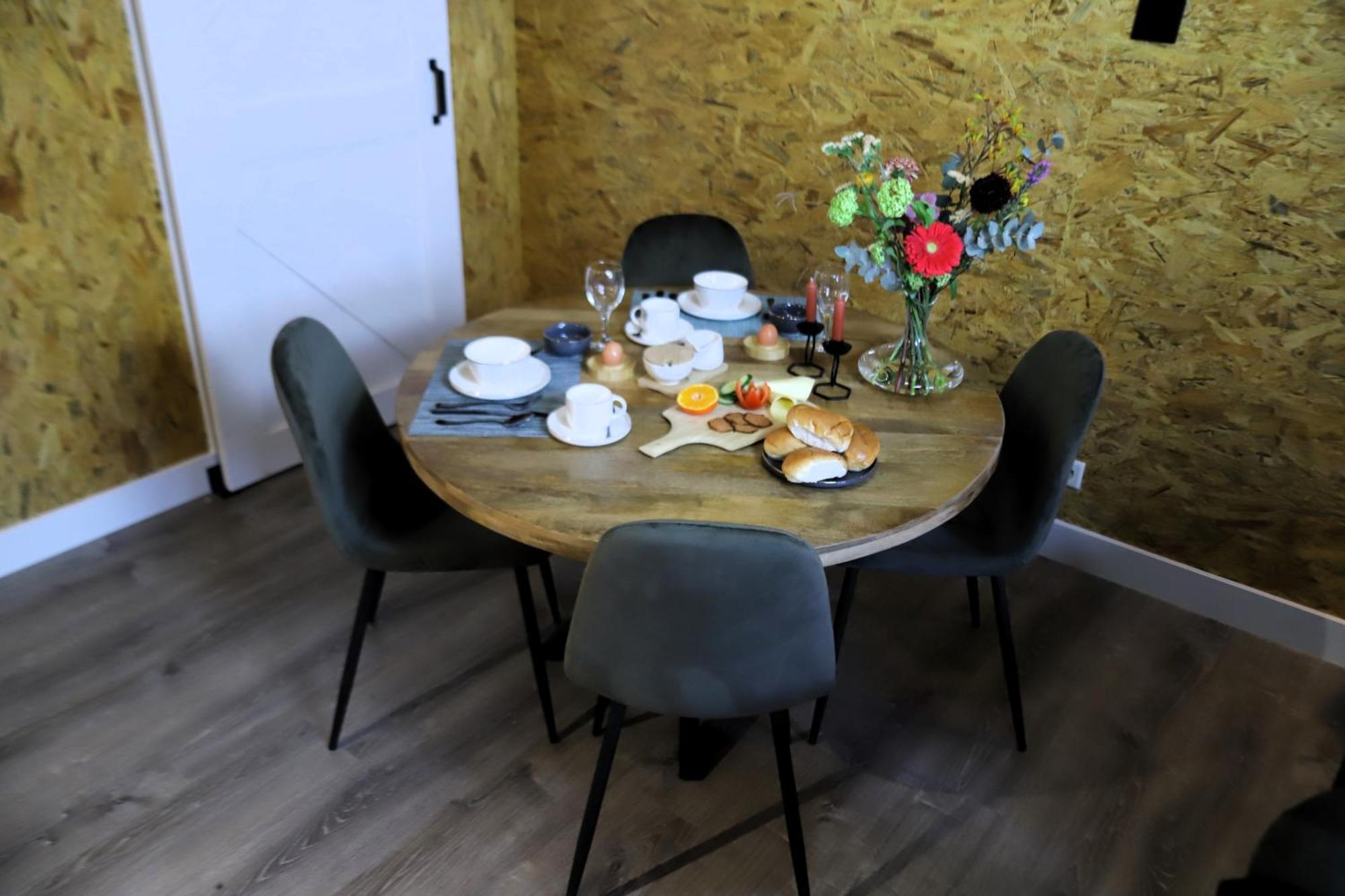 Mimosa Bed & Breakfast In Ijsselmuiden エクステリア 写真