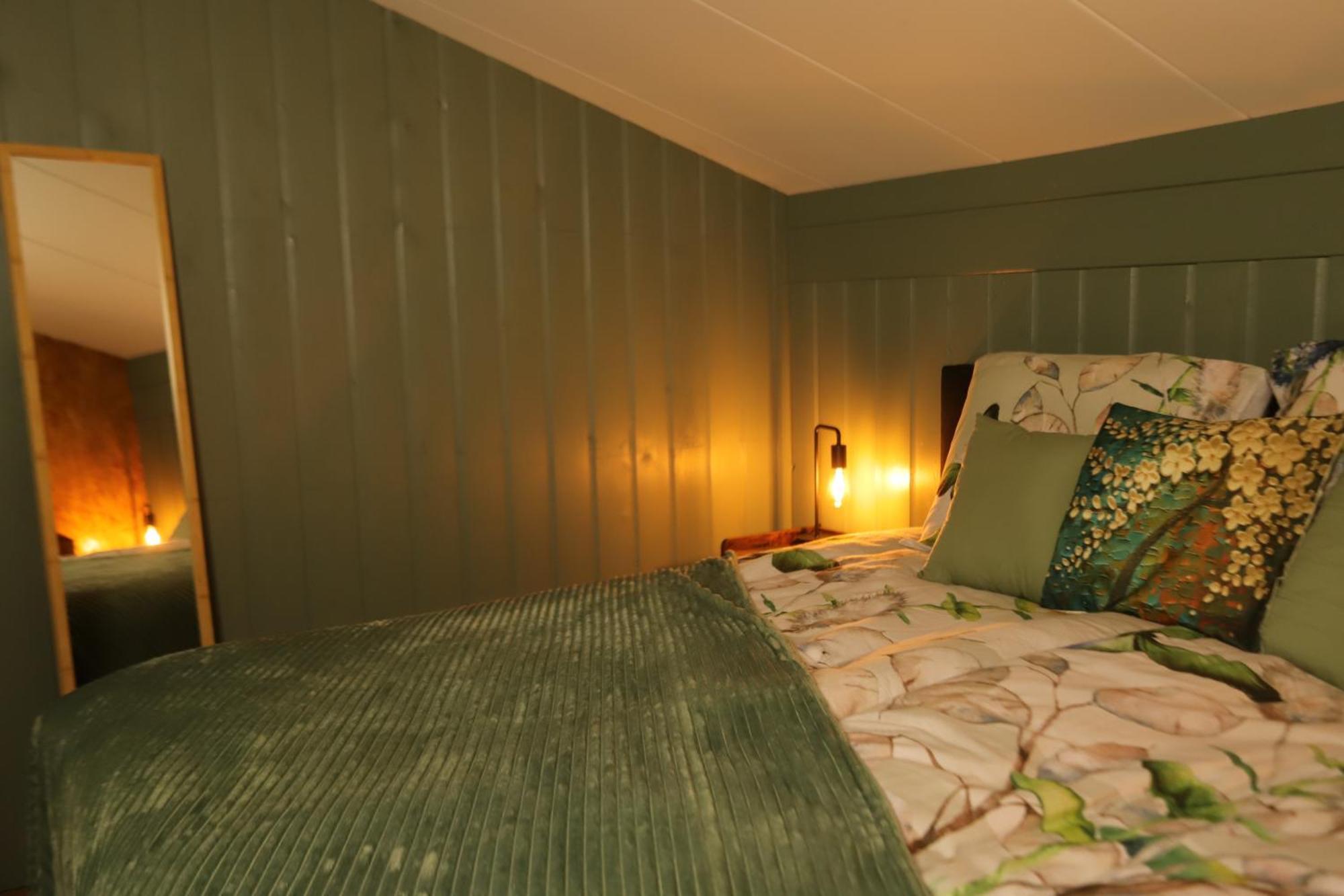 Mimosa Bed & Breakfast In Ijsselmuiden エクステリア 写真